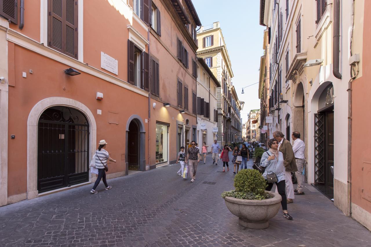 Lägenhet Romac Condotti With 3 Bedrooms Near The Spanish Steps